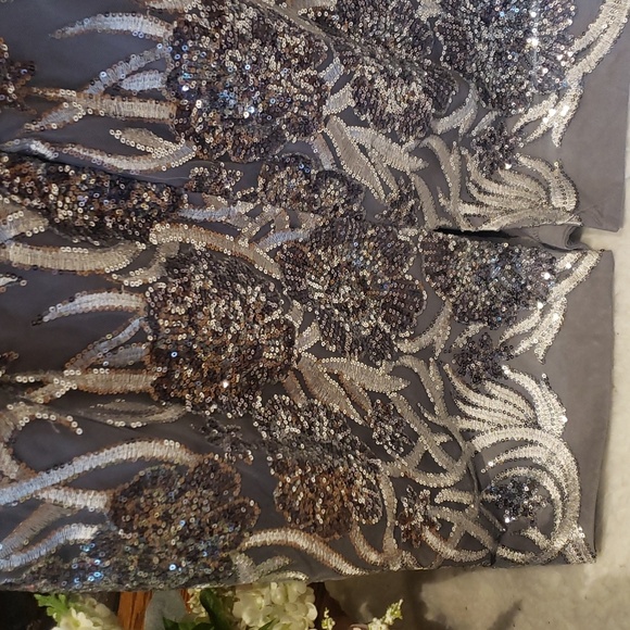 Nwt JS Collections Women's Lyra Flutter Cocktail Dress size 12 - Picture 8 of 13